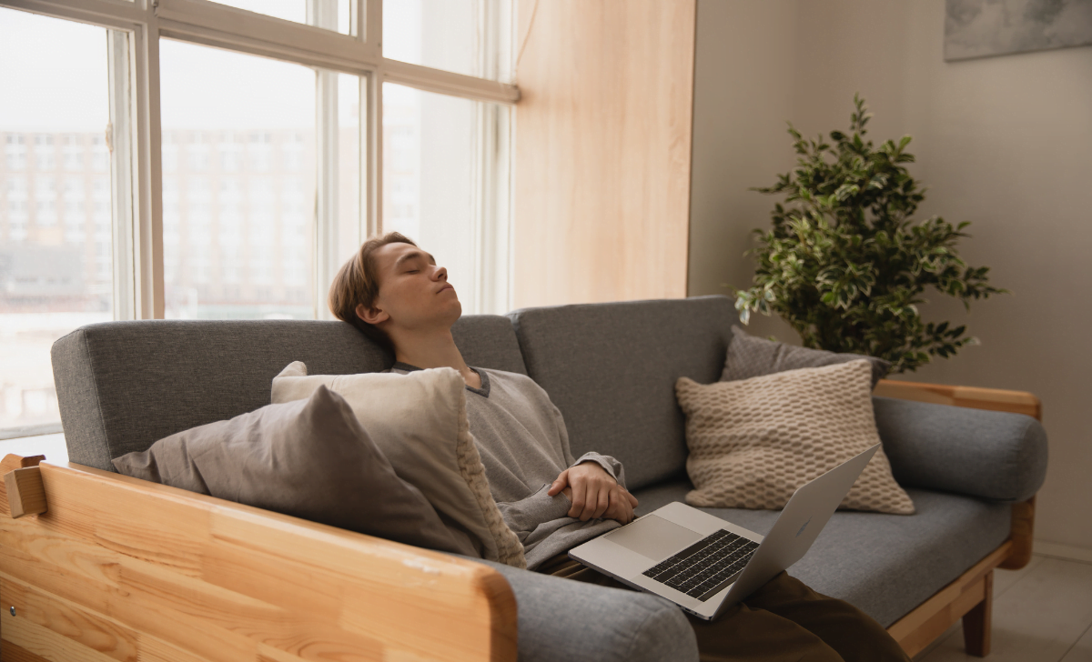 Fatigue après le repas, après avoir mangé - Lavilab