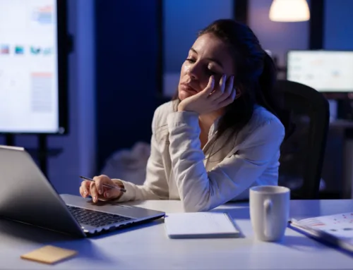 Travail de nuit : je dors mal et peu, quelles solutions ?